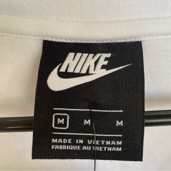 Nike “NWT” Crop Hoodie Color White Size Medium - Picture 5 of 5